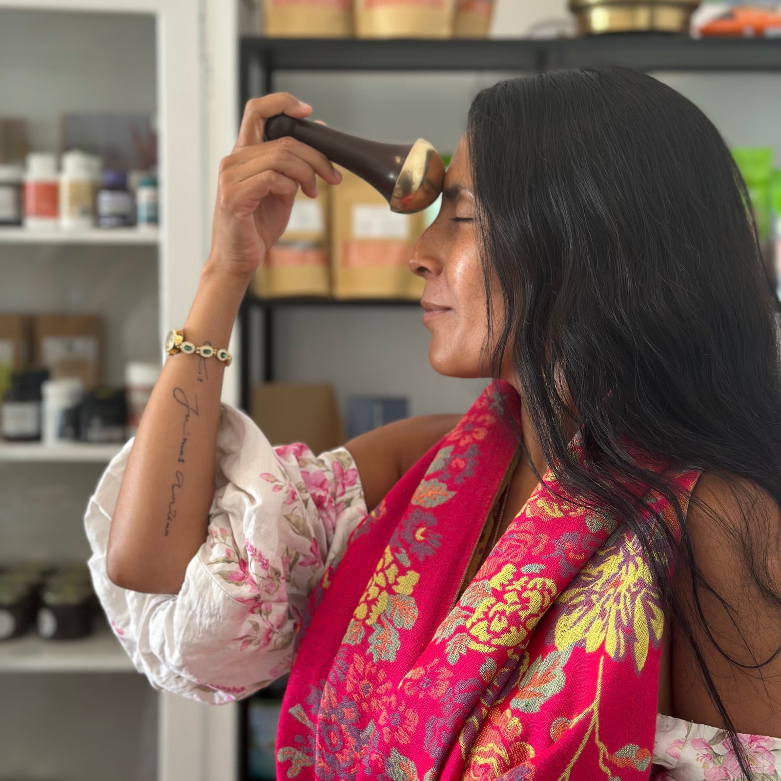 Ayurvedic Kansa Wand Facial