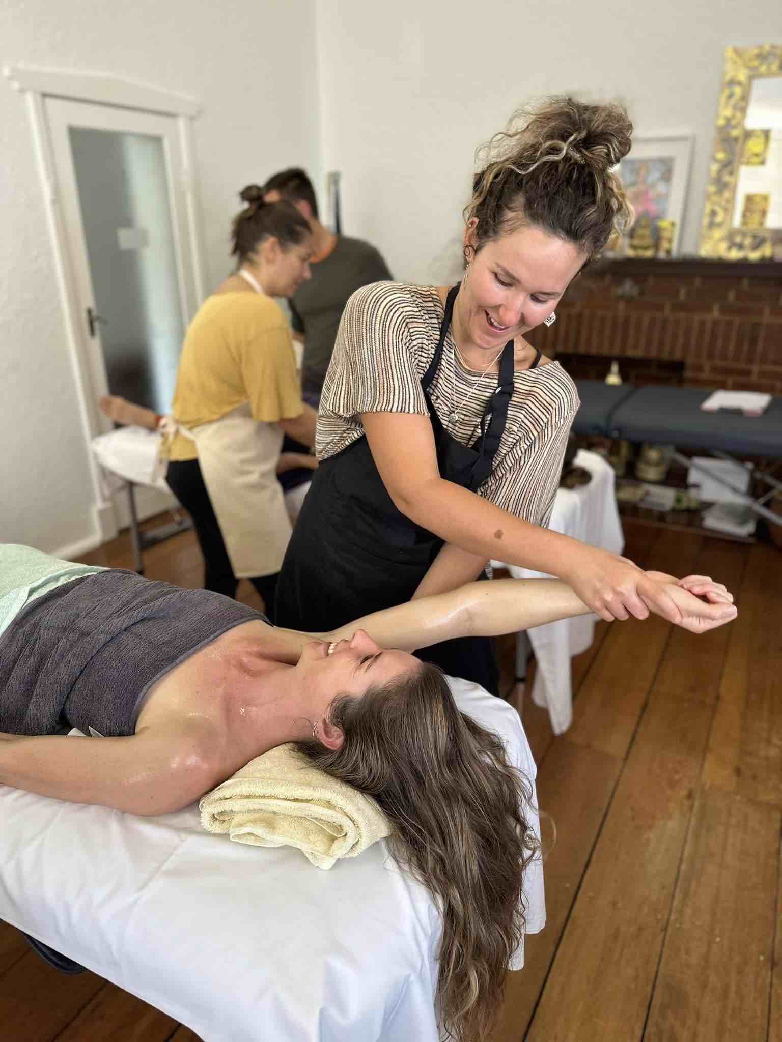 Abhyanga Massage Therapist Course