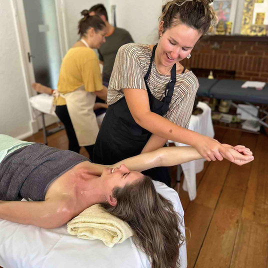 Learn Abhyanga Massage