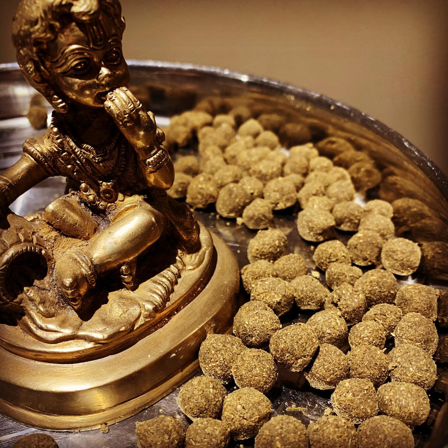 Lakshmi Made Manomitram