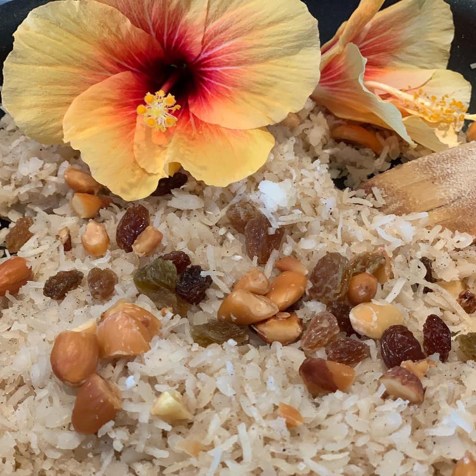 Aval Vilayiccatu - Sweetened Rice Flakes