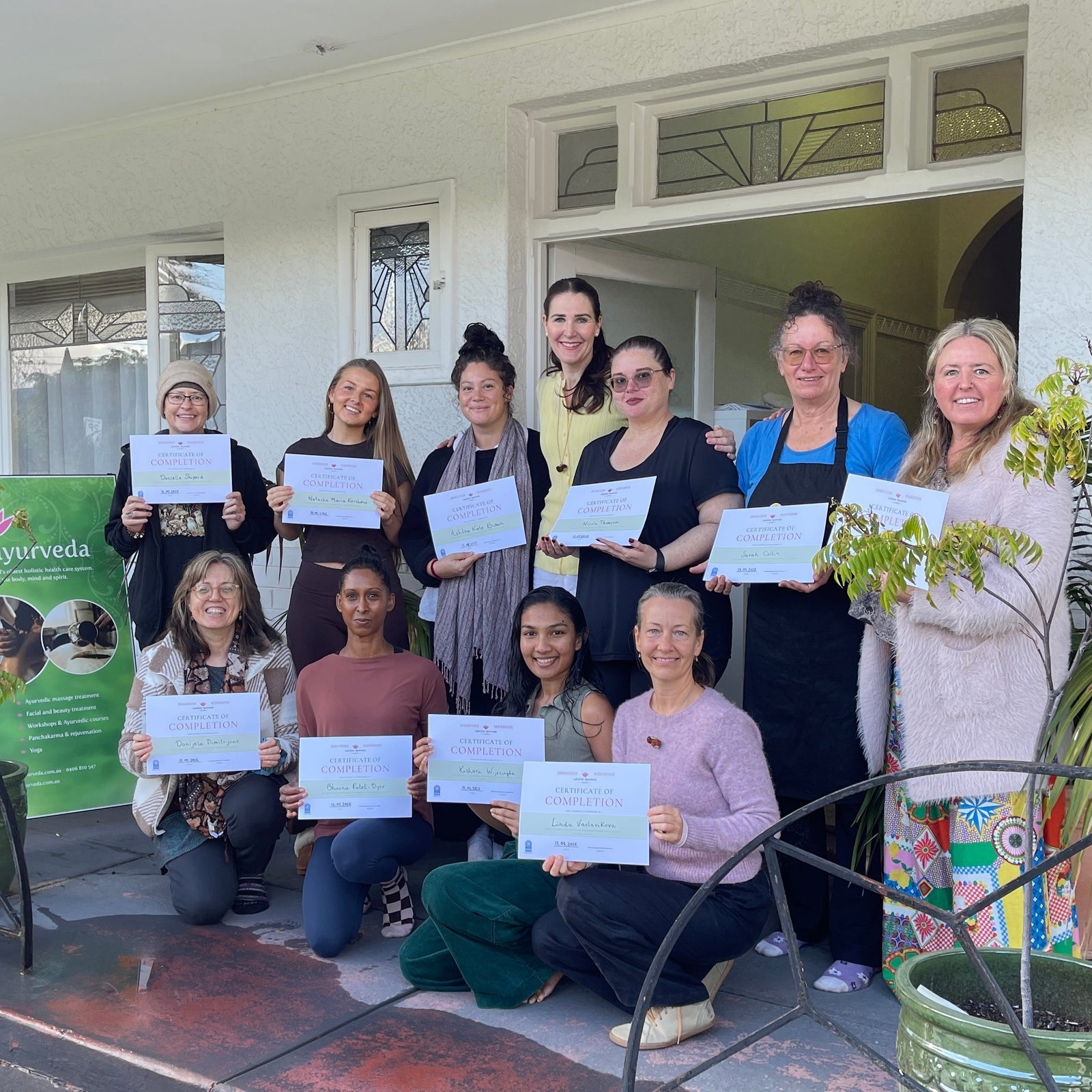 Our beautiful graduates of Shirodhara therapy