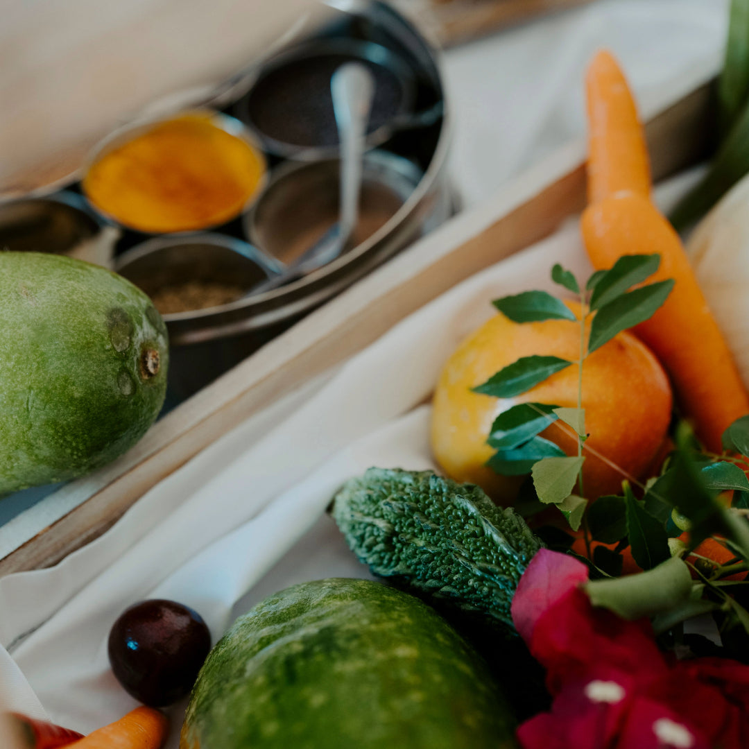 What an abundance of beautiful mangos! The mango season has started.