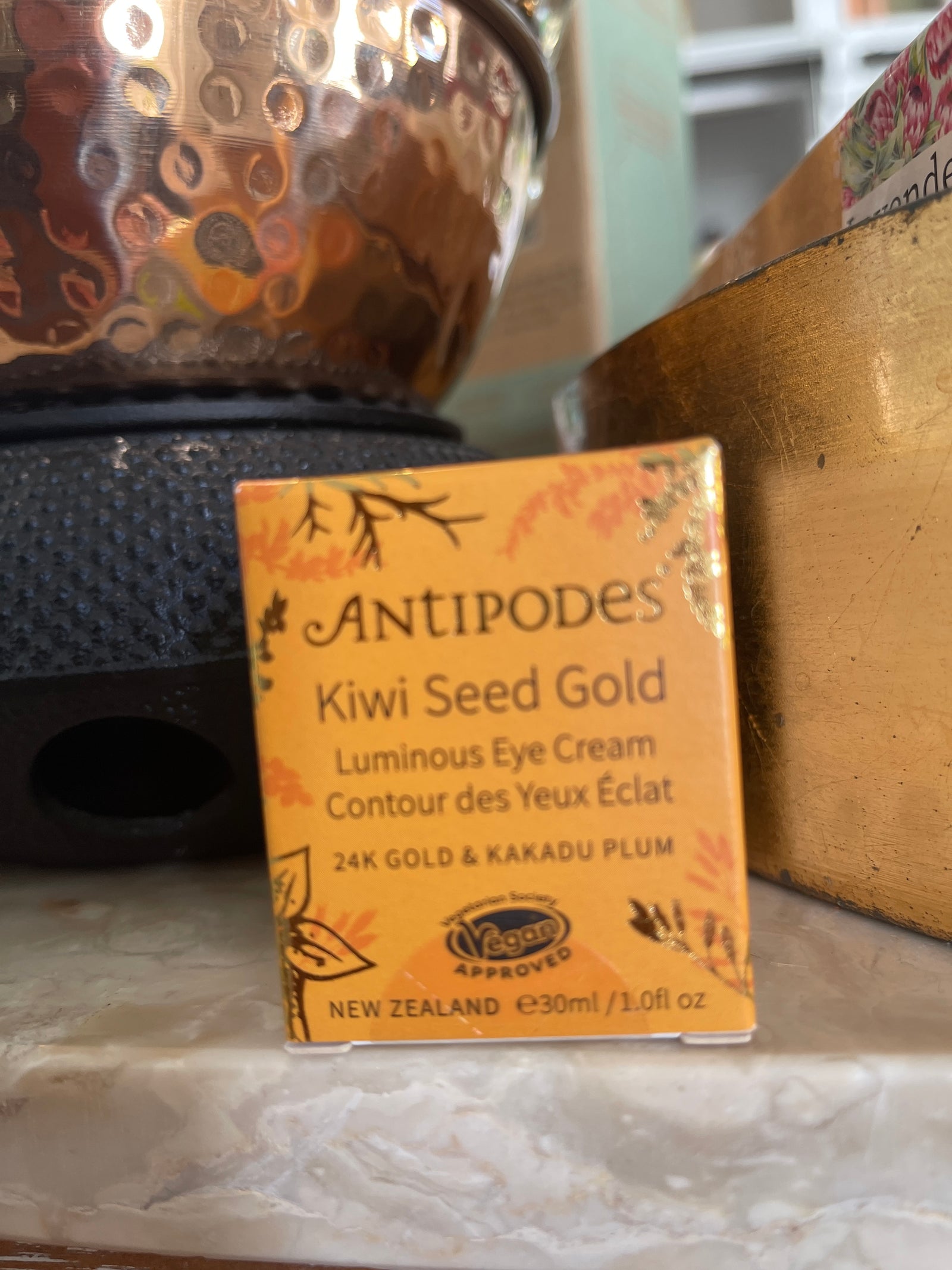 Kiwi Seed Gold Luminous Eye Cream - 30ml