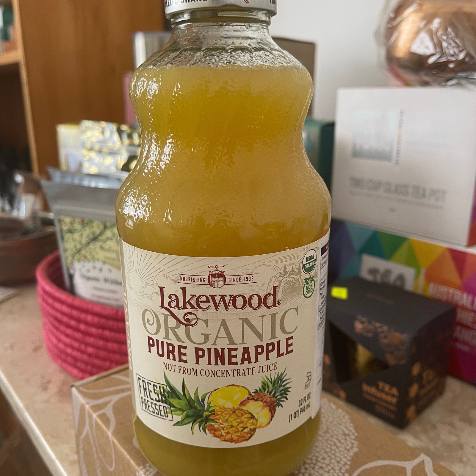 Lakewood Organic Pure Pineapple Juice - 946ml