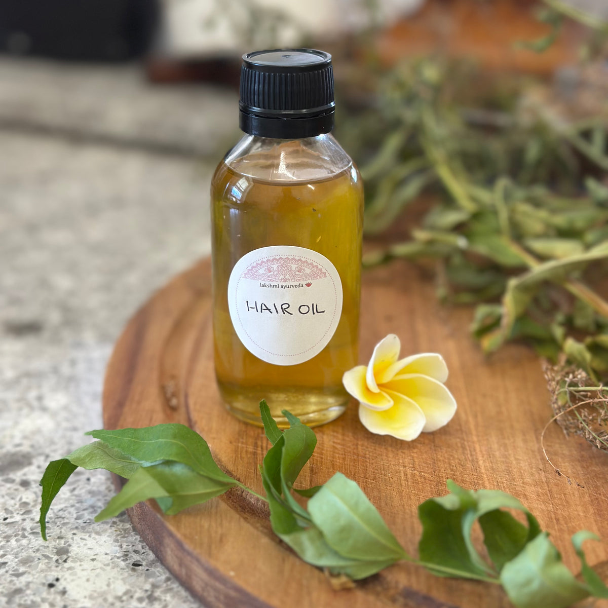Curry leaf &amp; Hibiscus Hair Oil